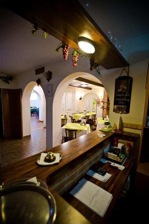 Penzion U Kraliku Kurdejov Bagian luar foto